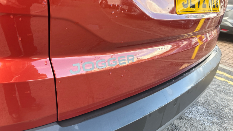 Dacia Jogger 1.0 TCe Extreme SE 5dr Petrol Estate